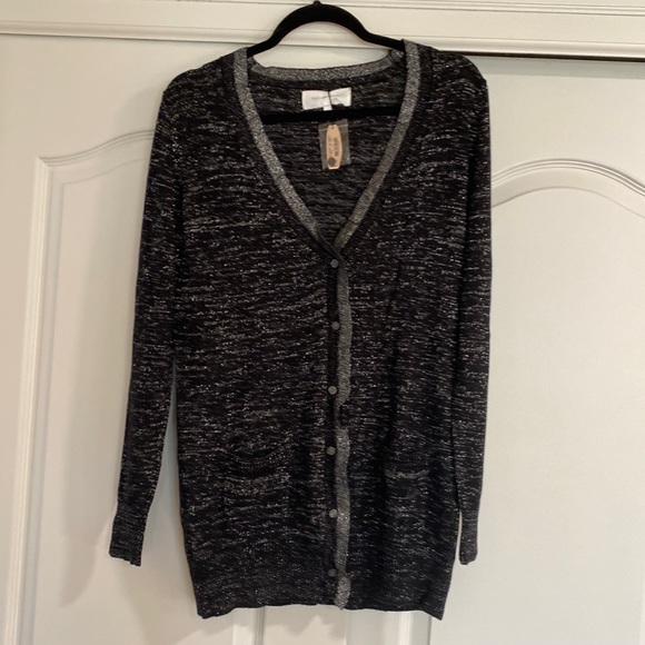 Victoria's Secret Sweaters - Beautiful sparkly new sweater in black and gray from Victoria Secret in a large
